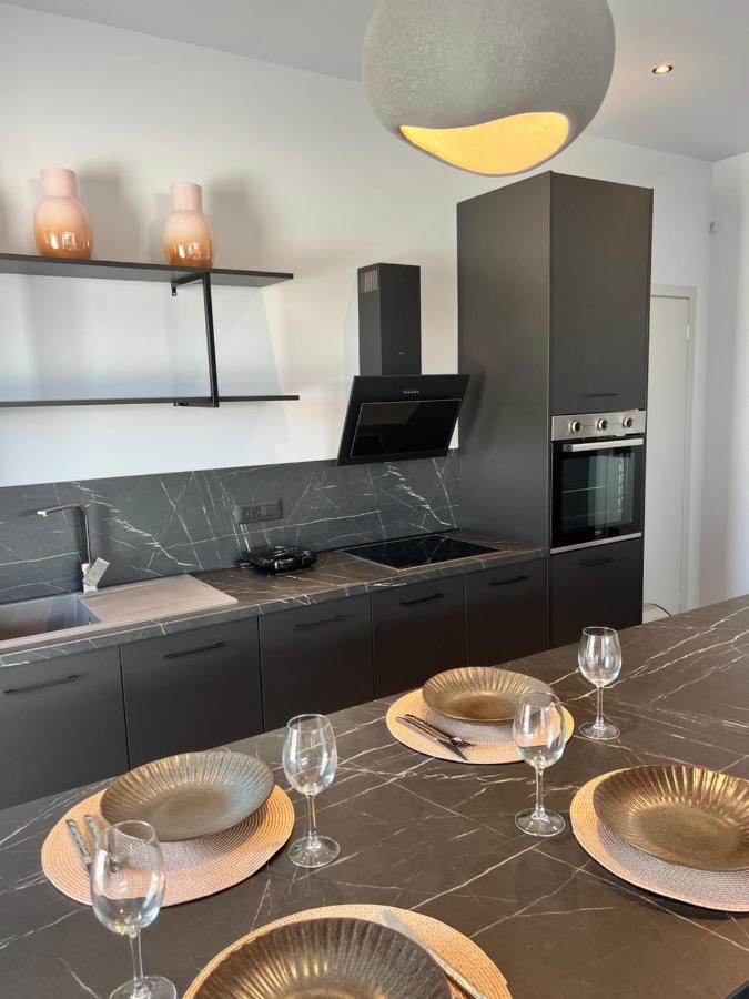 Cora May Central Villa With Private Pool 200M To The Beach Faliraki Exterior foto