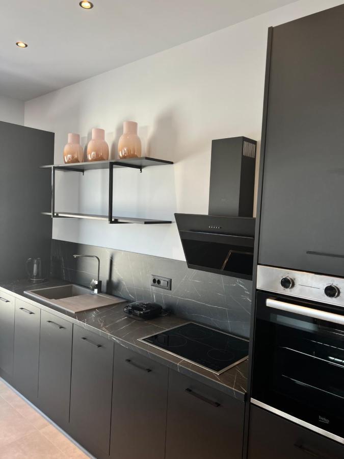 Cora May Central Villa With Private Pool 200M To The Beach Faliraki Exterior foto