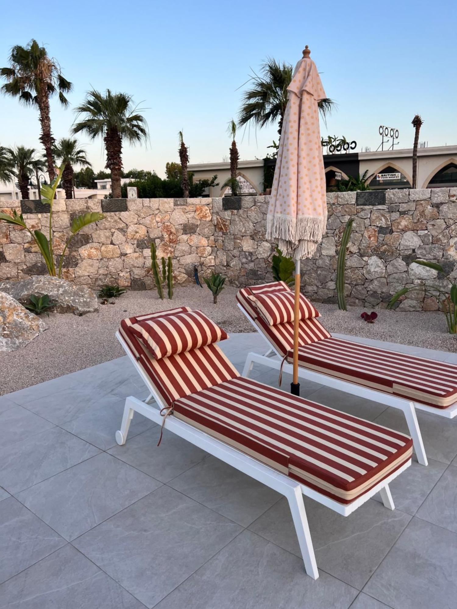 Cora May Central Villa With Private Pool 200M To The Beach Faliraki Exterior foto